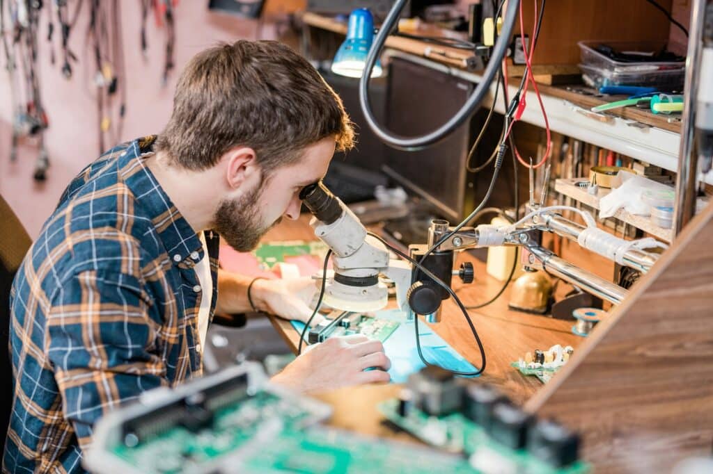 Analisi di una scheda PCB